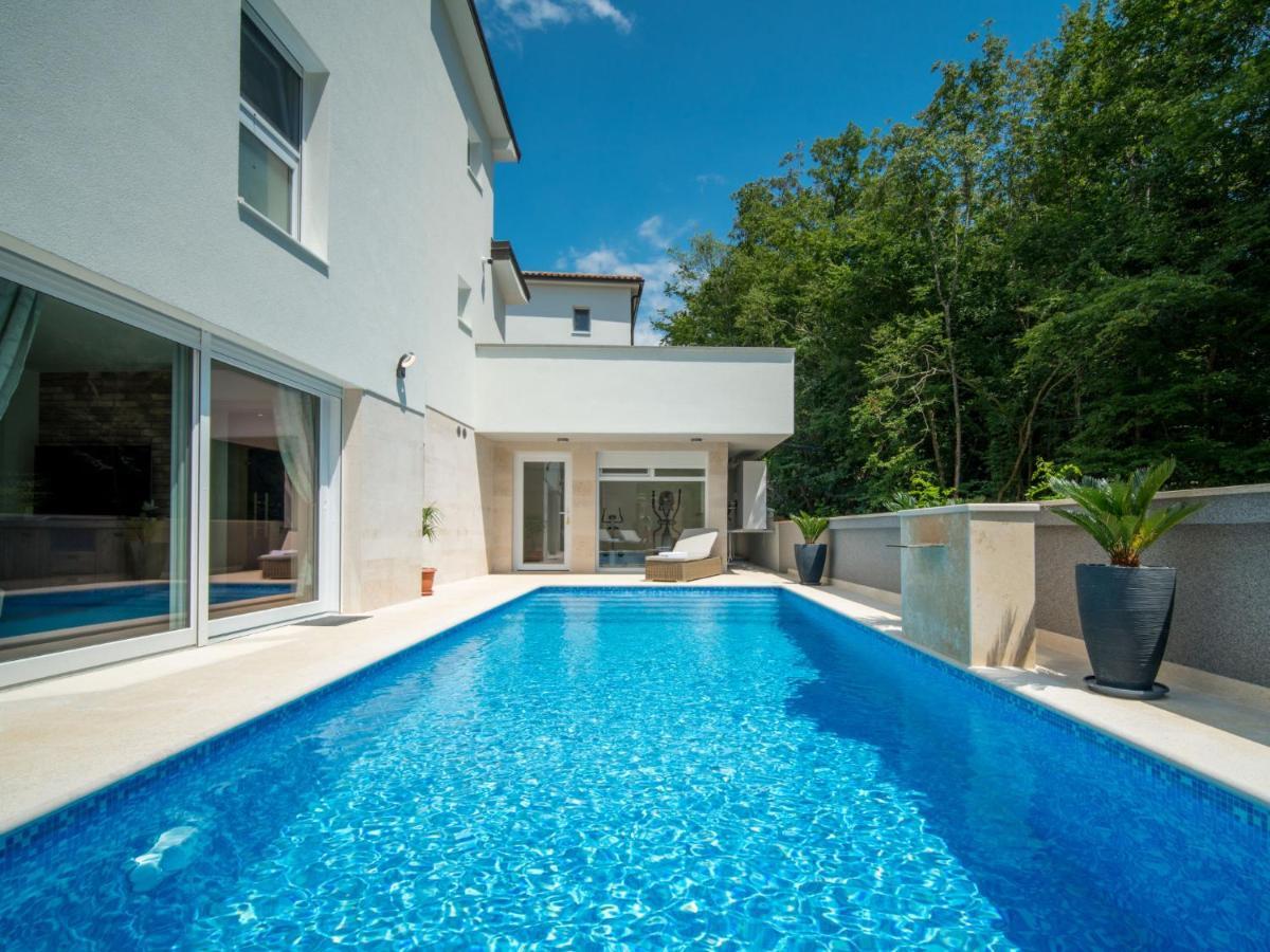 Holiday Home Andela By Interhome Dobrinj Bagian luar foto