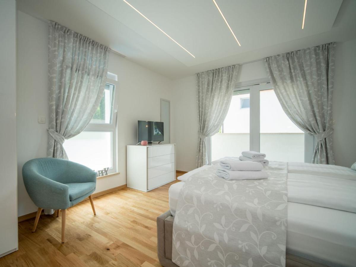 Holiday Home Andela By Interhome Dobrinj Bagian luar foto