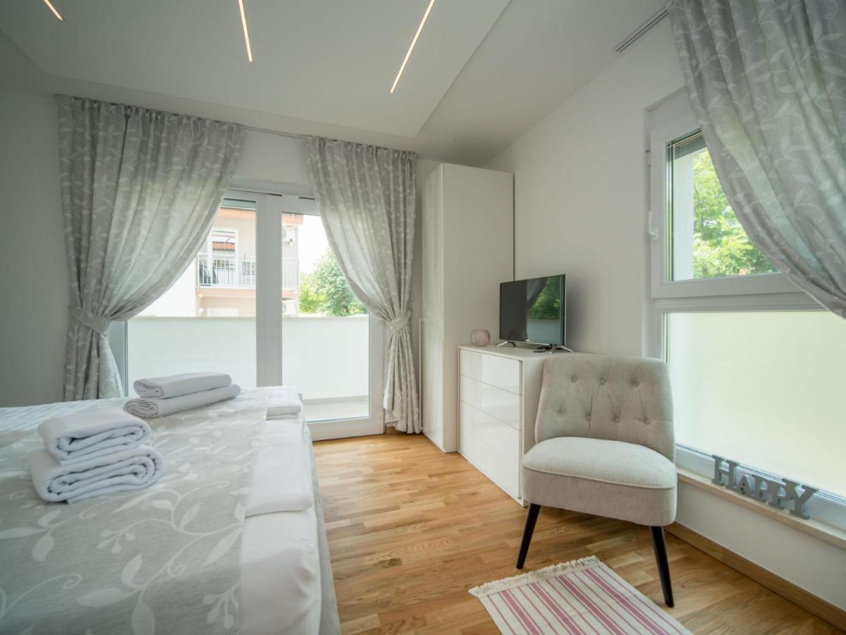 Holiday Home Andela By Interhome Dobrinj Bagian luar foto