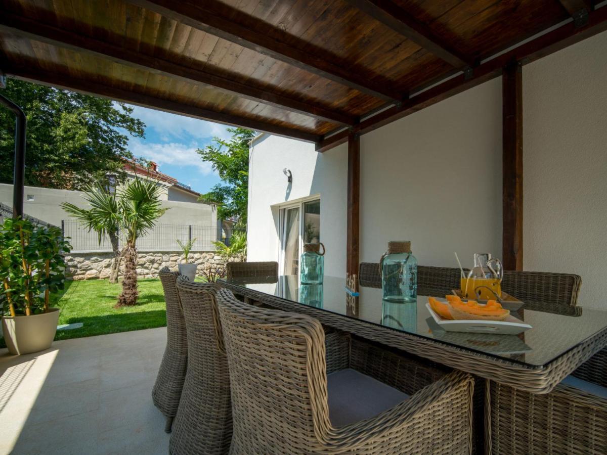 Holiday Home Andela By Interhome Dobrinj Bagian luar foto